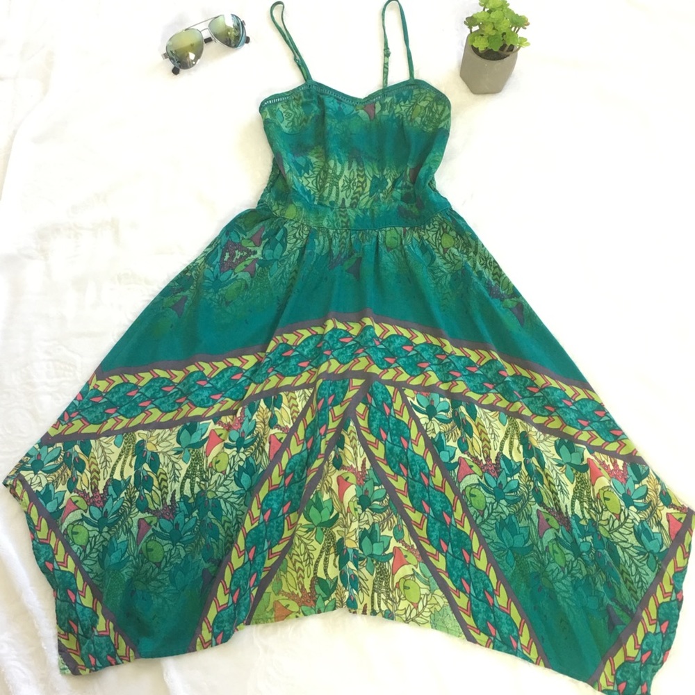 SUN DRESS GREEN LILY PRINT MAXI
